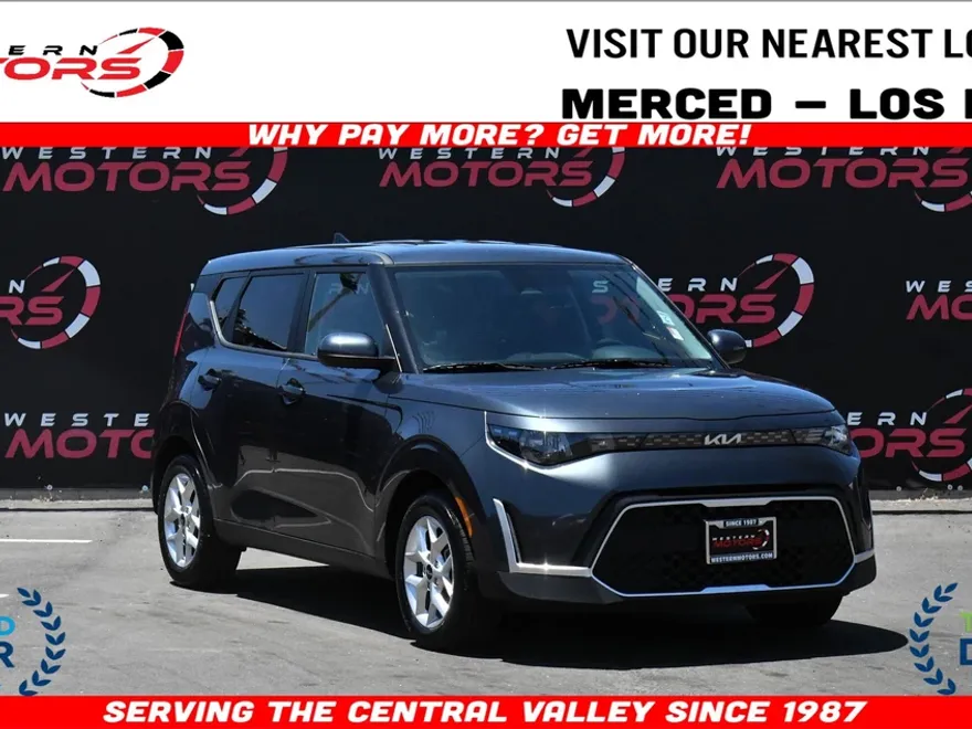 2024 Kia Soul LX photo 1