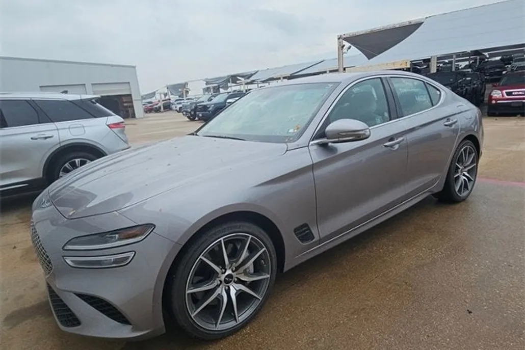 2025 Genesis G70 2.5T photo 1