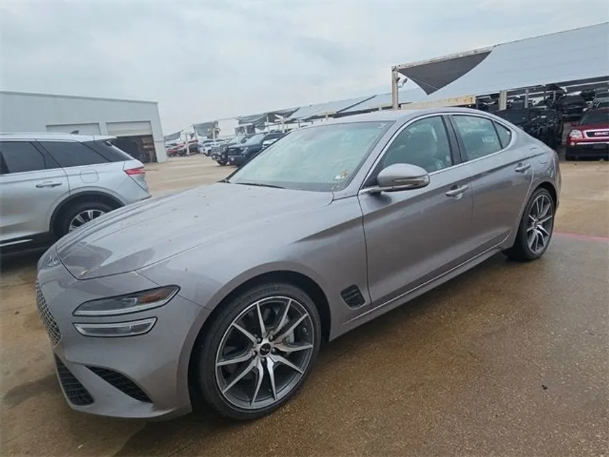 2025 Genesis G70 2.5T photo 1