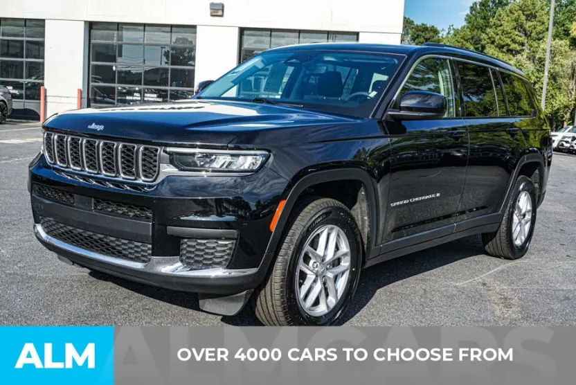 2023 Jeep Grand Cherokee Laredo photo 1