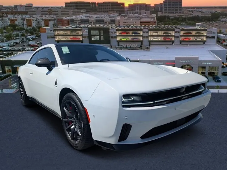 2024 Dodge Charger Daytona Scat Pack photo 1