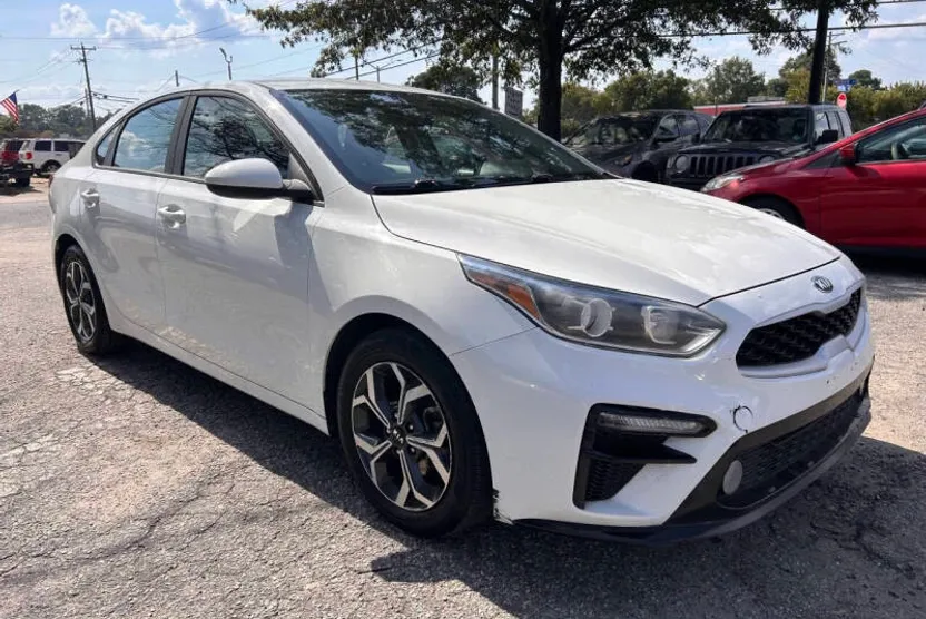 2019 Kia Forte FE photo 1