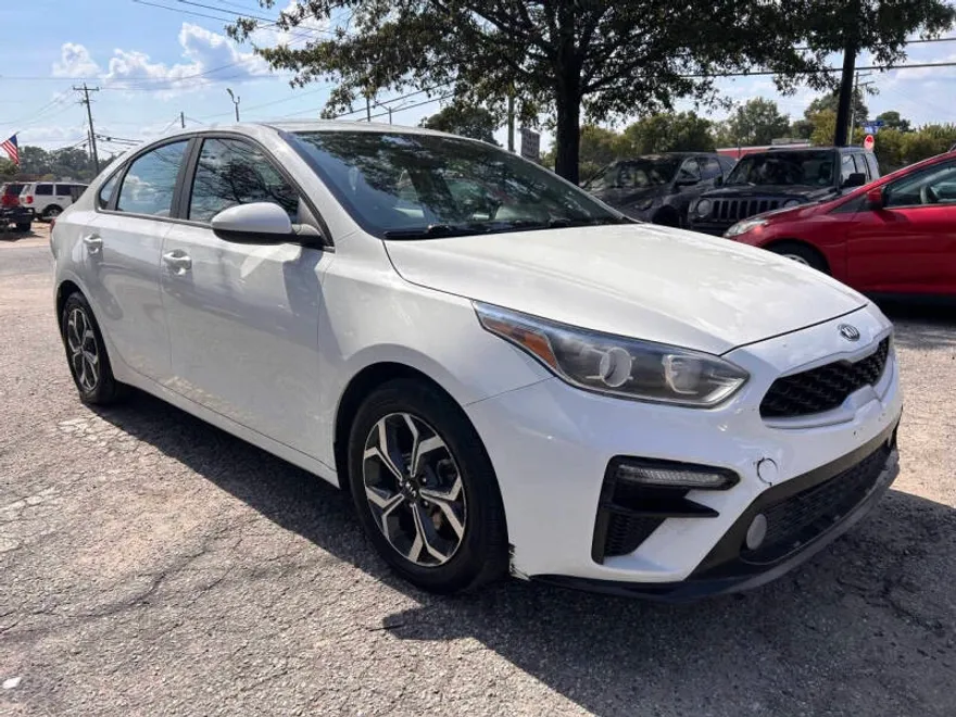 2019 Kia Forte FE photo 1