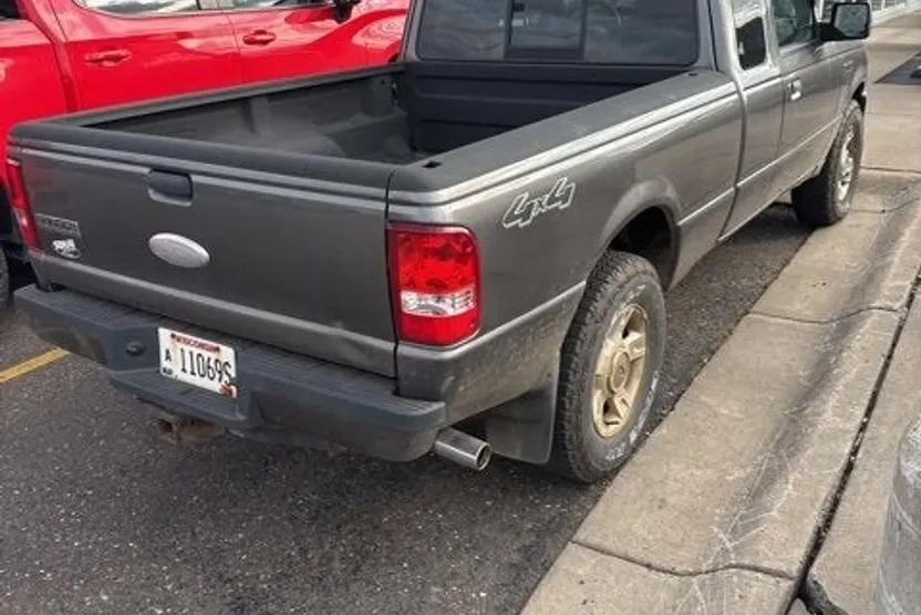 2011 Ford Ranger XLT photo 1