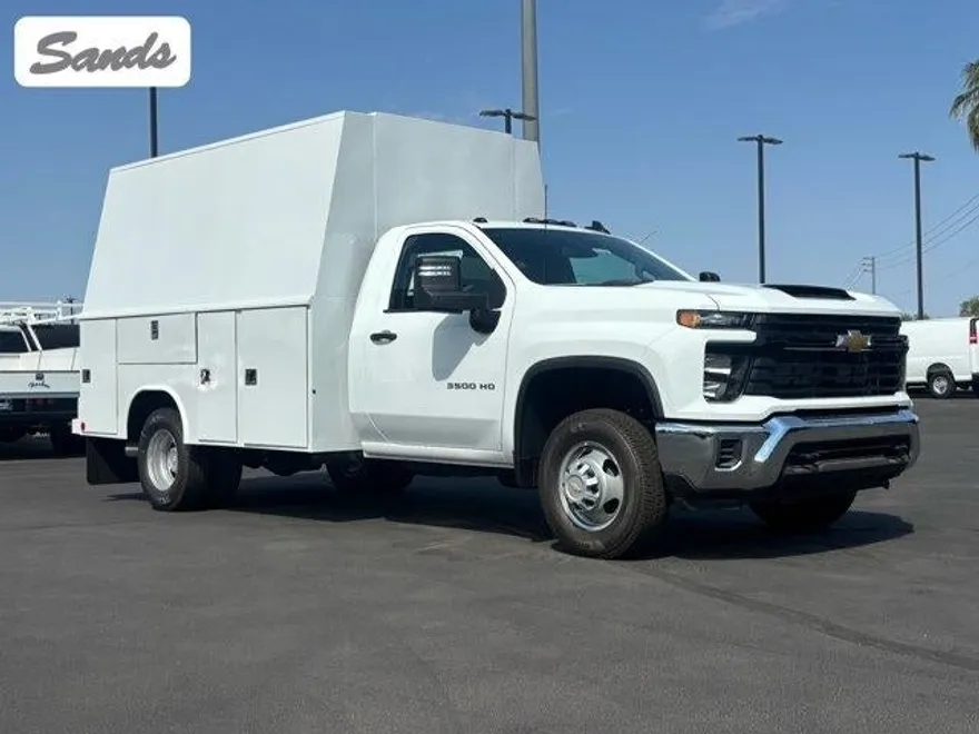 2025 Chevrolet Silverado 3500HD Work Truck photo 1