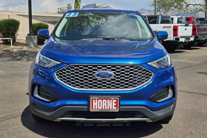 2023 Ford Edge SEL photo 1
