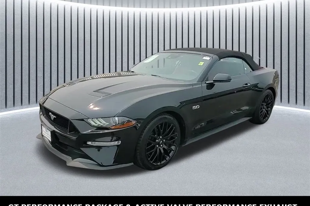 2023 Ford Mustang GT Premium Convertible photo 1
