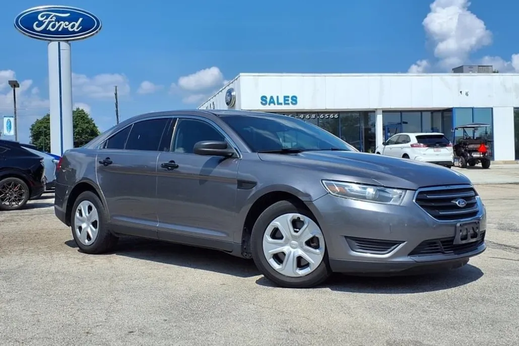 2014 Ford Taurus photo 1