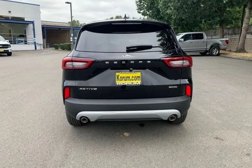 2025 Ford Escape Active photo 1