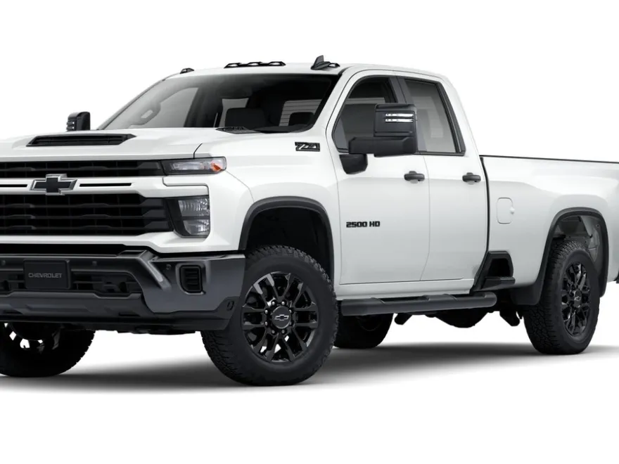 2025 Chevrolet Silverado 2500HD Custom photo 1