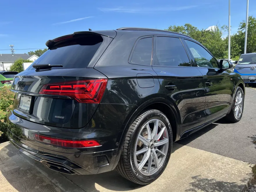 2024 Audi Q5 S line Premium Prestige photo 1