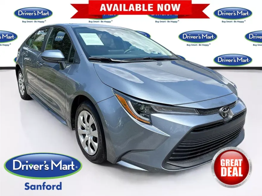 2024 Toyota Corolla LE photo 1
