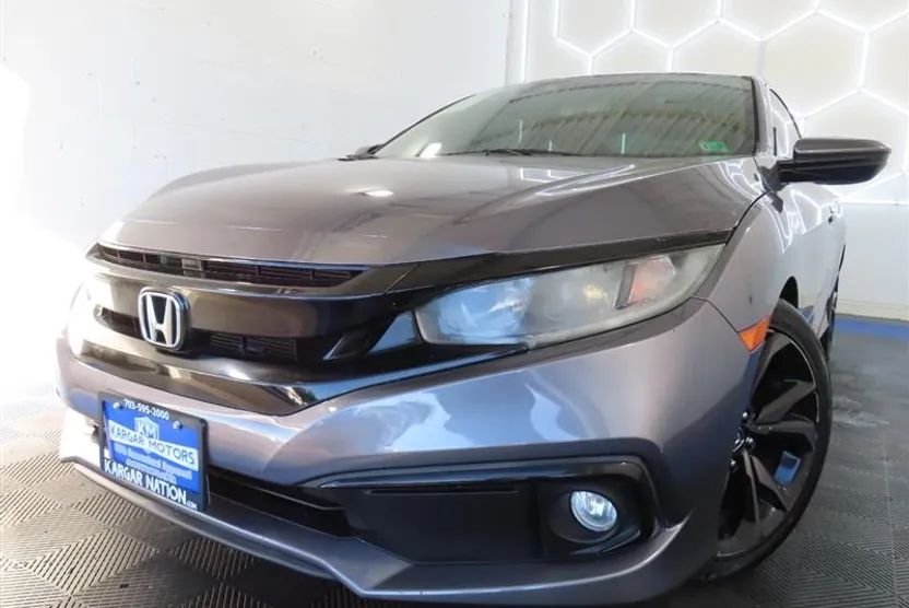 2019 Honda Civic Sport photo 1