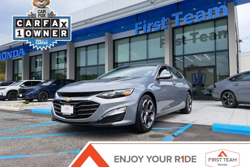 2023 Chevrolet Malibu 1LT photo 1