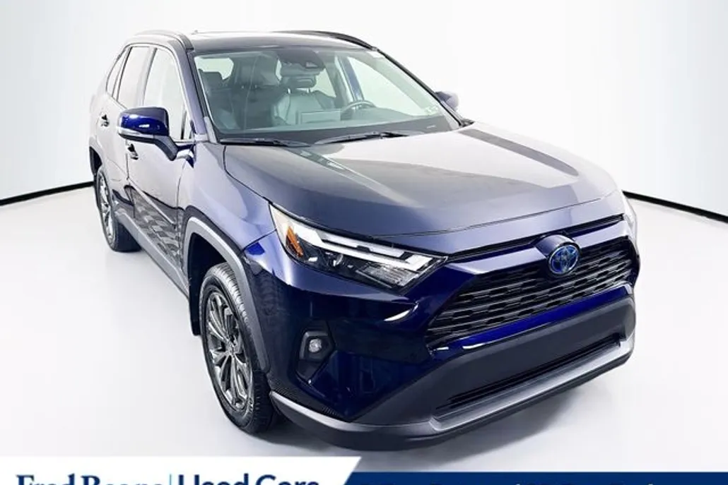 2022 Toyota RAV4 Hybrid XLE Premium photo 1