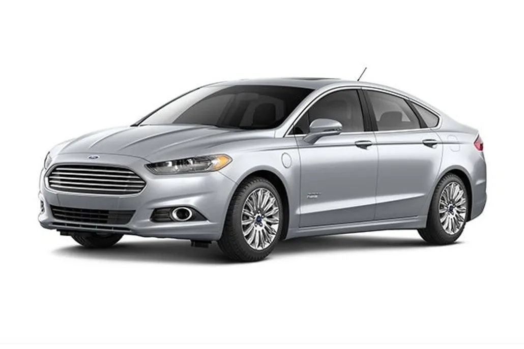 2013 Ford Fusion Energi SE photo 1