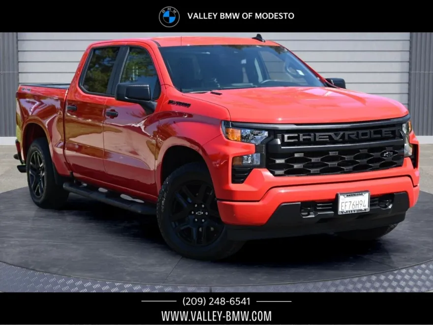2025 Chevrolet Silverado 1500 Custom photo 1