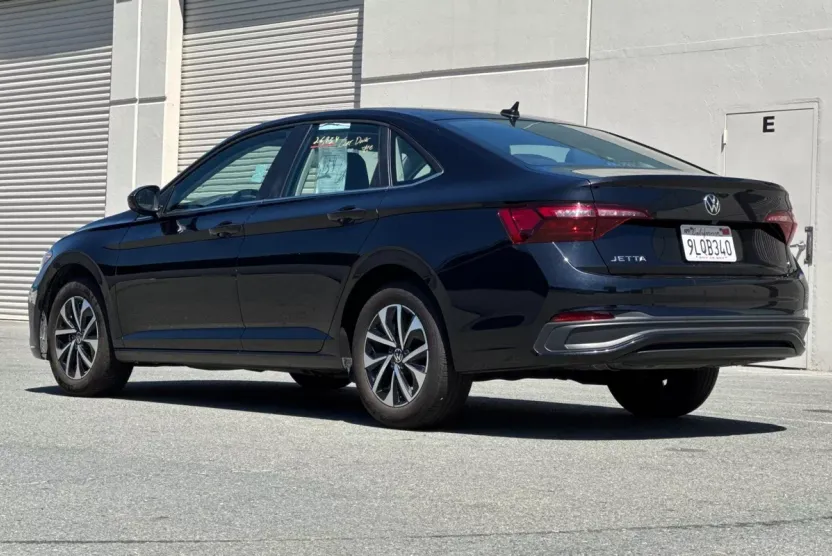 2024 Volkswagen Jetta 1.5T S photo 1