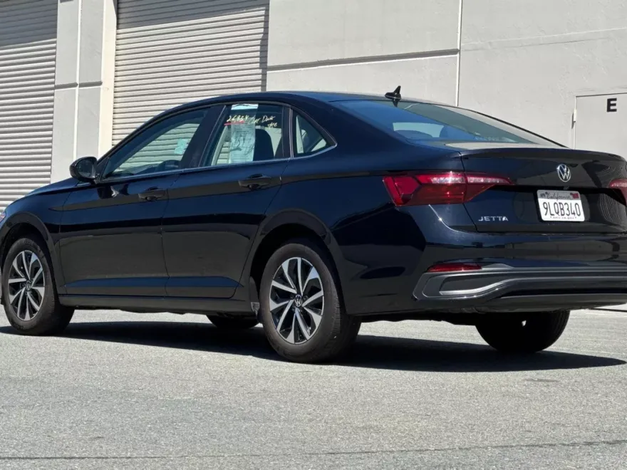 2024 Volkswagen Jetta 1.5T S photo 1