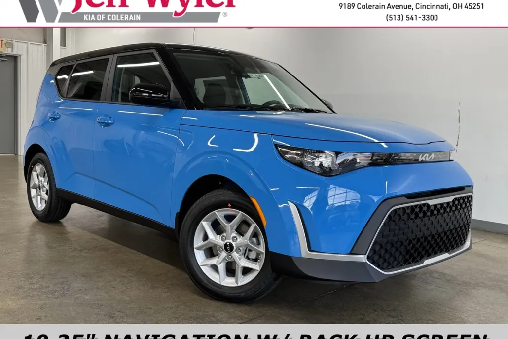 2025 Kia Soul S photo 1