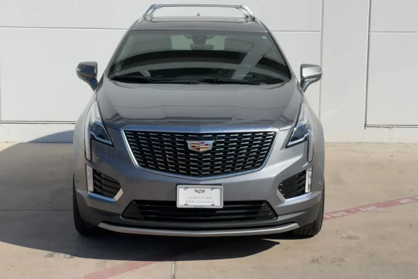 2022 Cadillac XT5 Premium Luxury photo 1