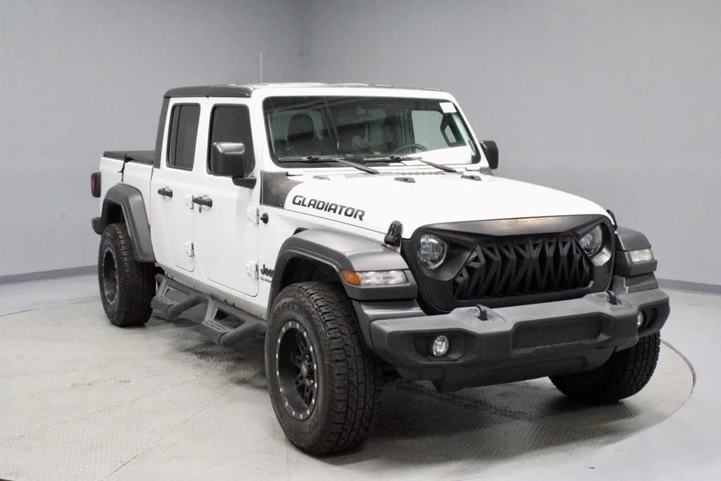 2020 Jeep Gladiator Sport photo 1