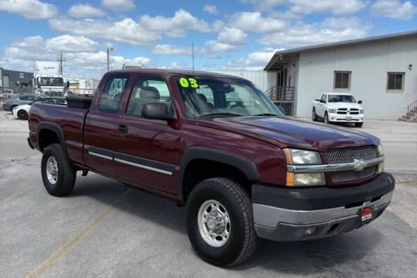 2003 Chevrolet Silverado 2500HD LT photo 1
