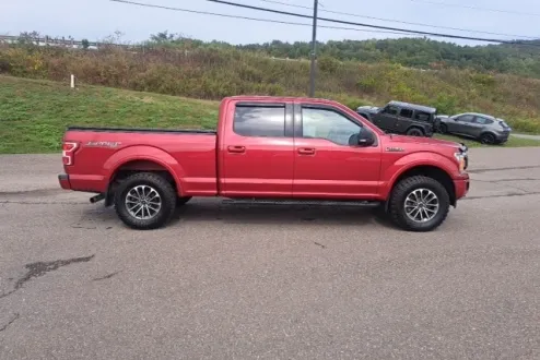 2020 Ford F-150 XLT photo 3