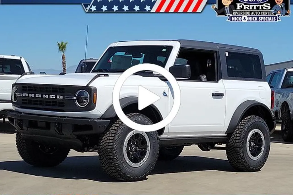 2024 Ford Bronco Black Diamond photo 1