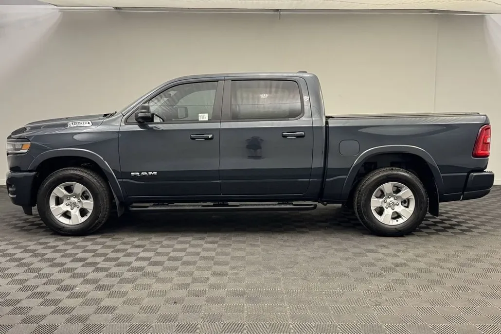 2025 Ram 1500 Big Horn photo 1