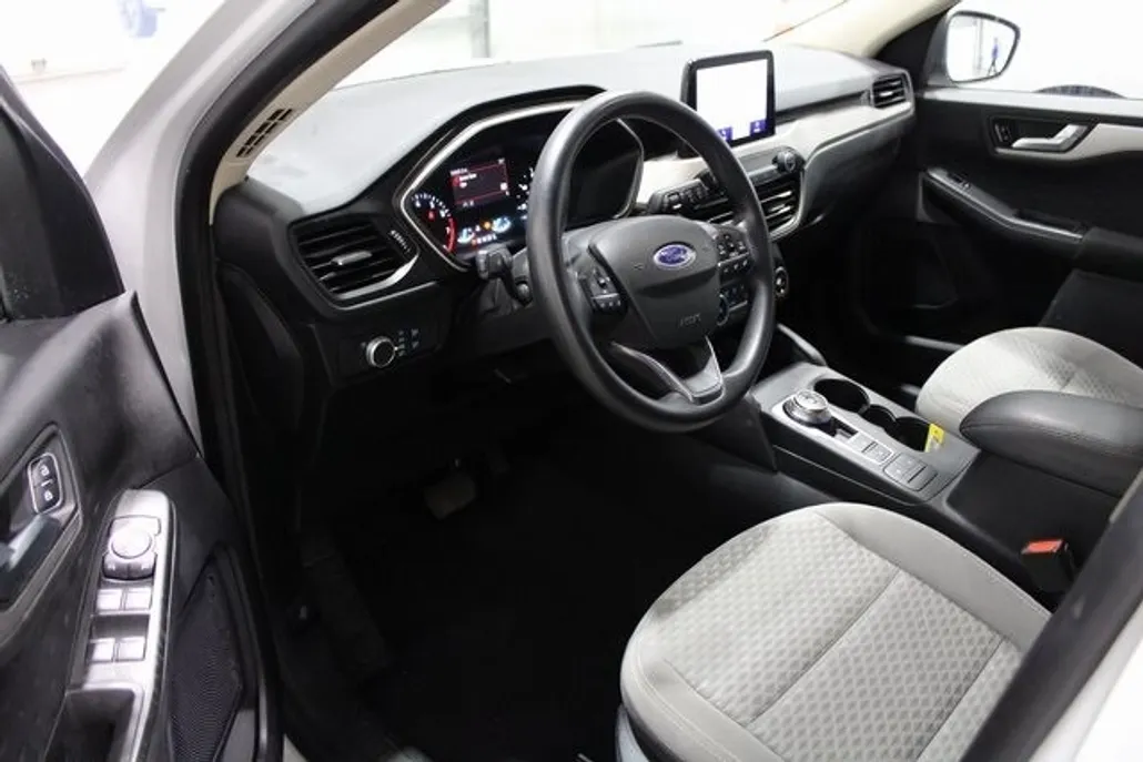 2020 Ford Escape SE photo 1