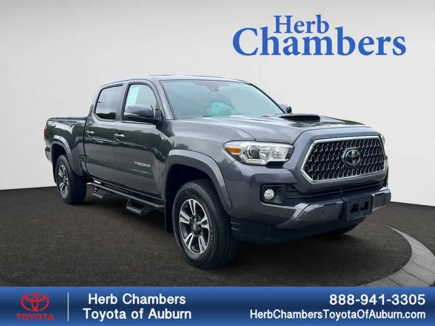 2019 Toyota Tacoma TRD Sport Double Cab V6 photo 1
