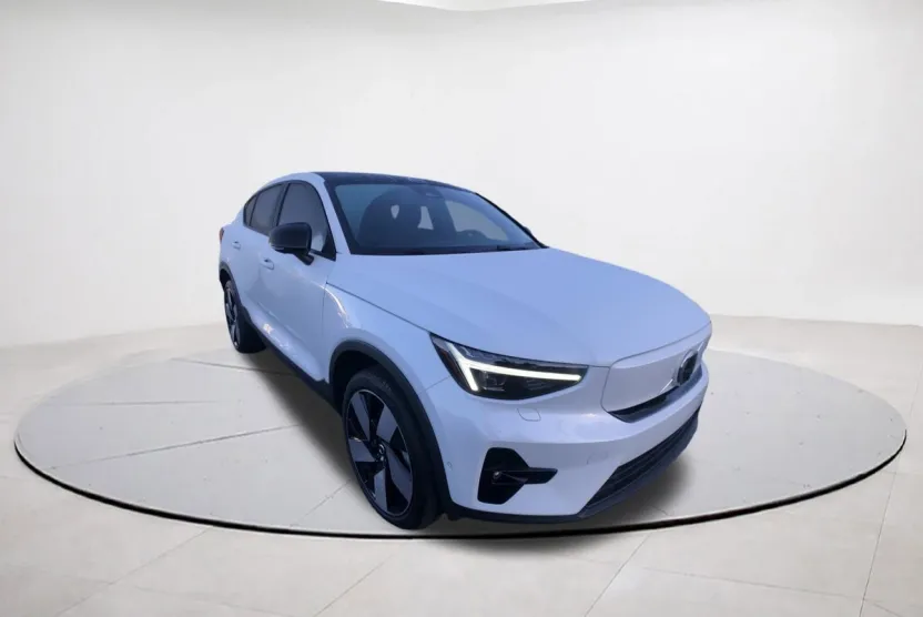 2023 Volvo C40 Recharge Ultimate photo 1
