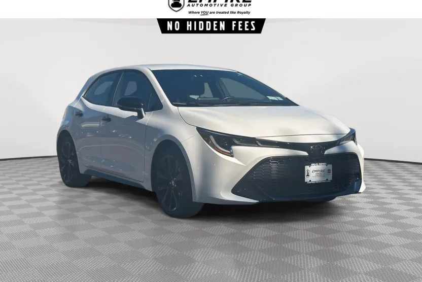 2021 Toyota Corolla SE photo 1