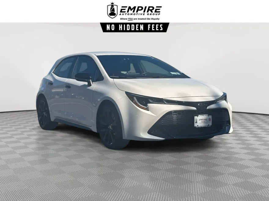 2021 Toyota Corolla SE photo 1