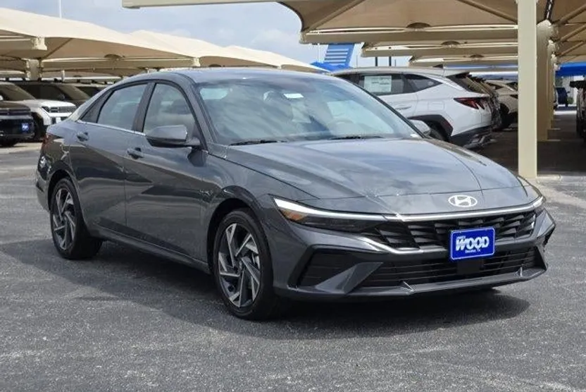 2025 Hyundai Elantra Hybrid Limited photo 1
