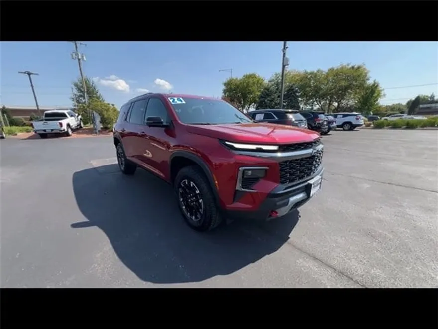 2024 Chevrolet Traverse Z71 photo 1