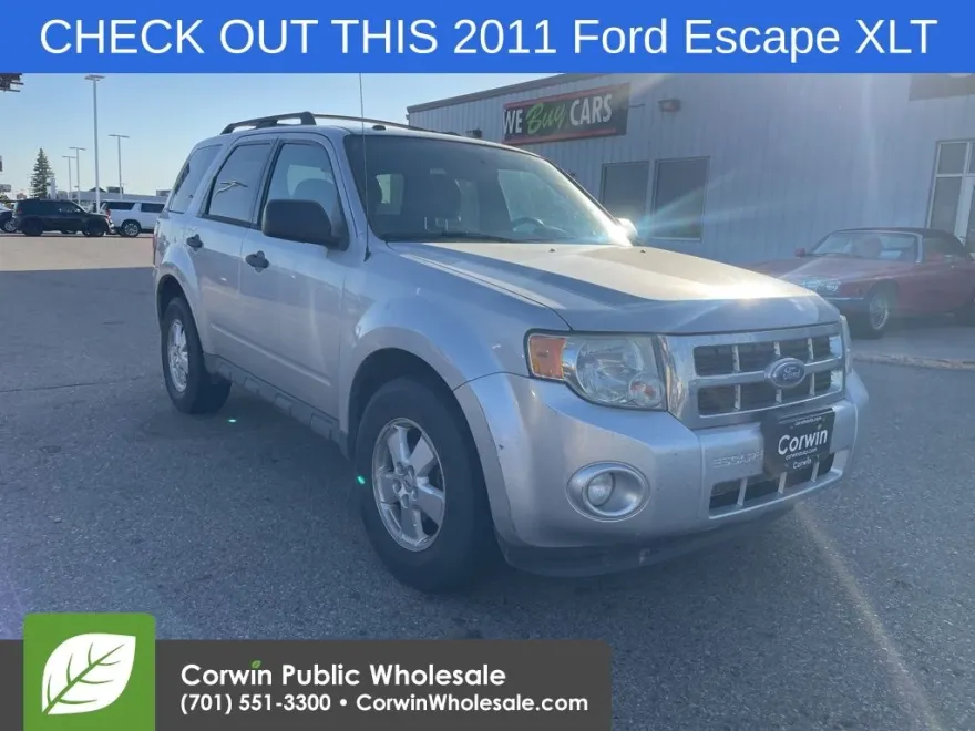 2011 Ford Escape XLT photo 1