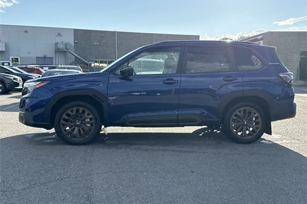 2025 Subaru Forester Sport photo 1