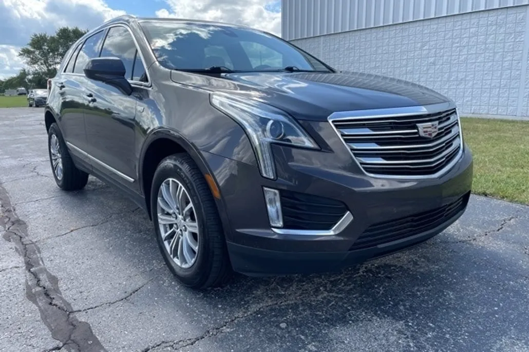 2019 Cadillac XT5 Luxury photo 1