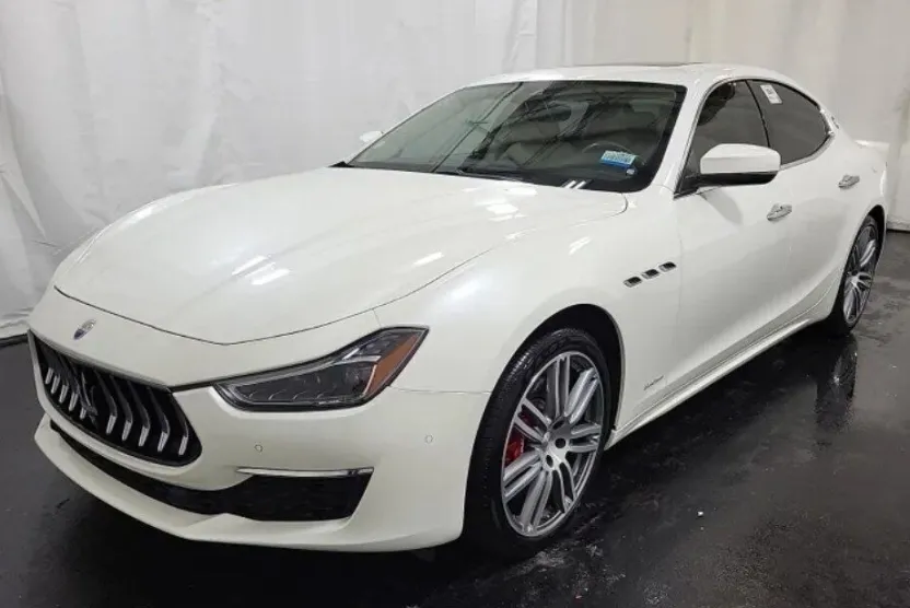 2018 Maserati Ghibli Q4 GranLusso photo 1