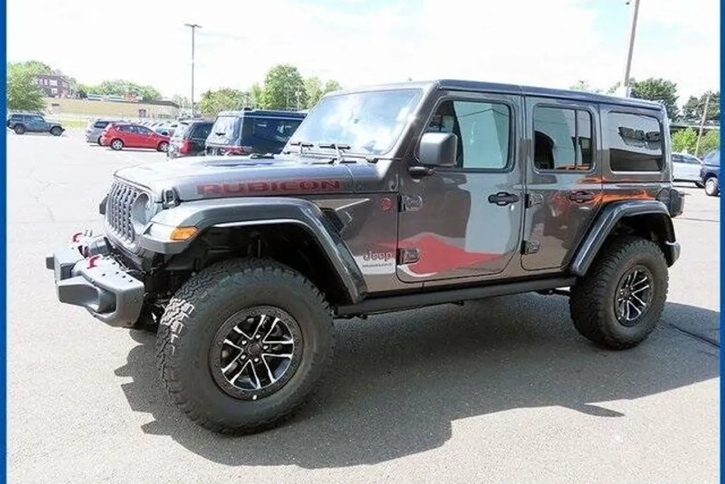 2025 Jeep Wrangler Unlimited Rubicon X photo 1