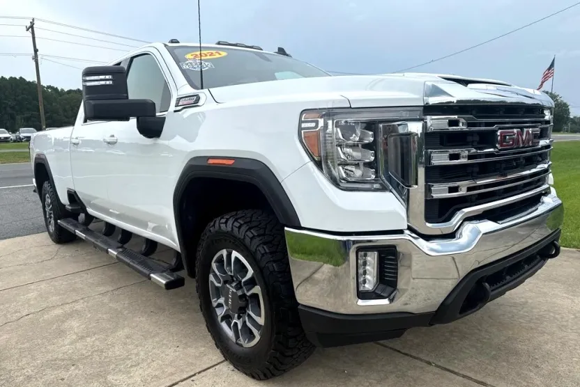 2021 Gmc Sierra SLE photo 1