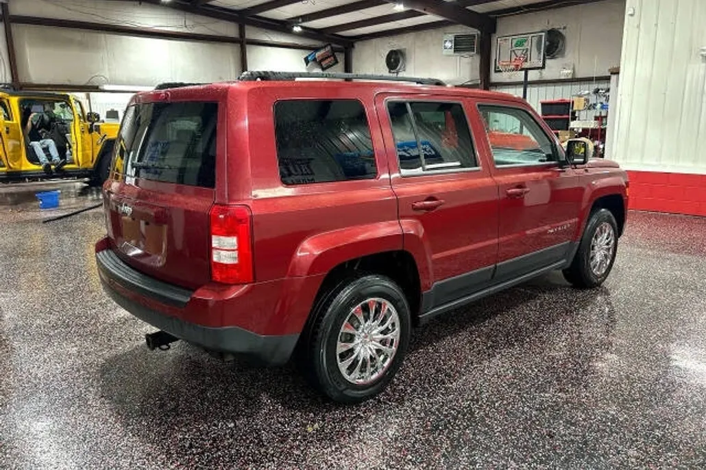 2014 Jeep Patriot Sport photo 1
