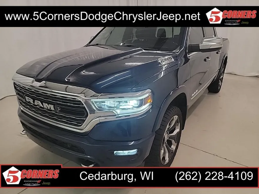 2022 Ram 1500 Limited photo 1