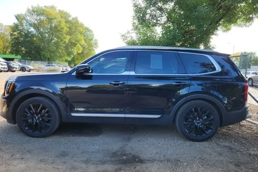 2022 Kia Telluride SX Prestige photo 1