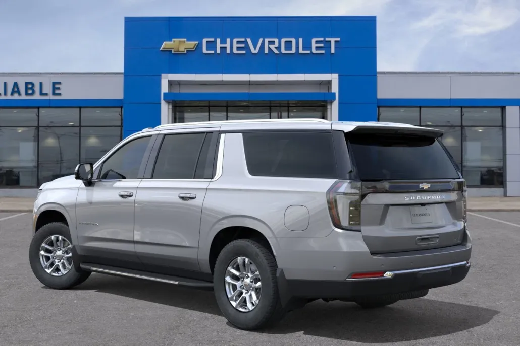 2025 Chevrolet Suburban LT photo 1