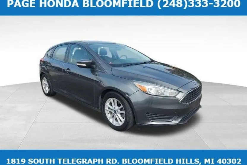 2016 Ford Focus SE photo 1