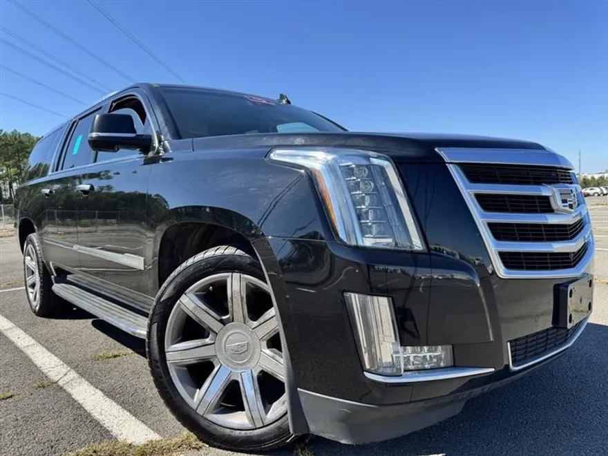 2016 Cadillac Escalade ESV Luxury photo 1