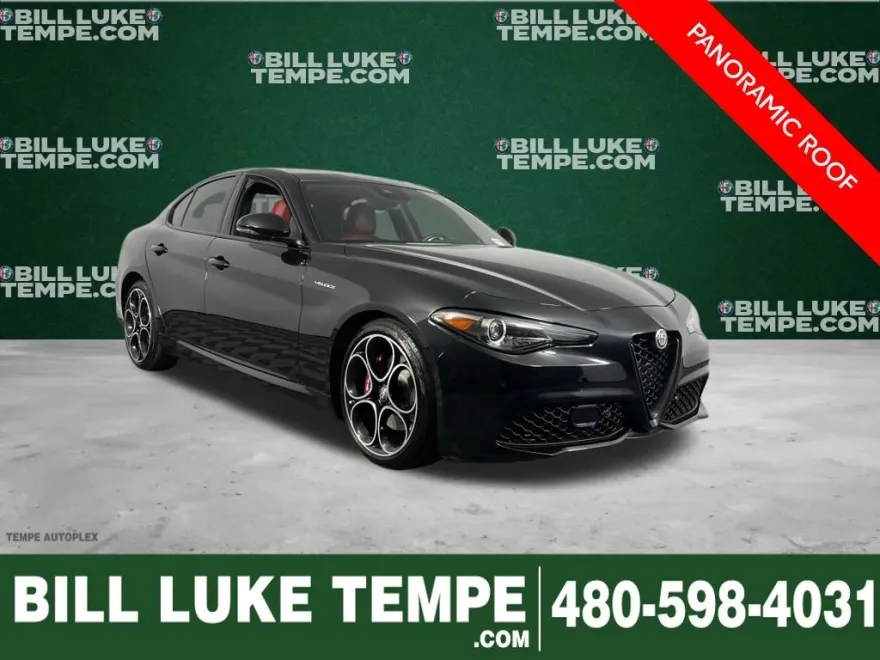 2022 Alfa Romeo Giulia Ti photo 1